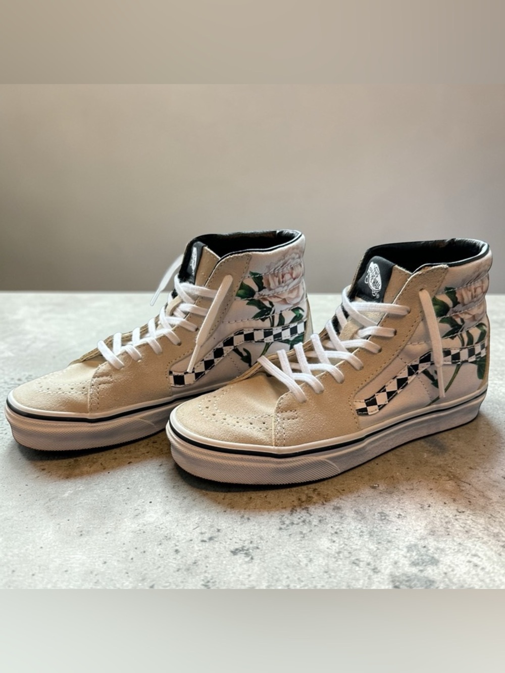 VANS Sk8-Hi Checker Floral Turtledove Suede High Top Sneakers Size 6